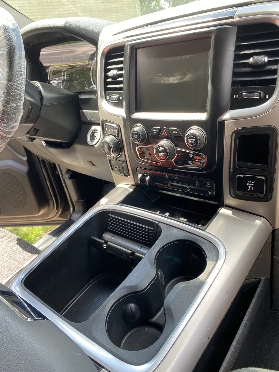 Headlight restoration and lens clarity service in Stevens County